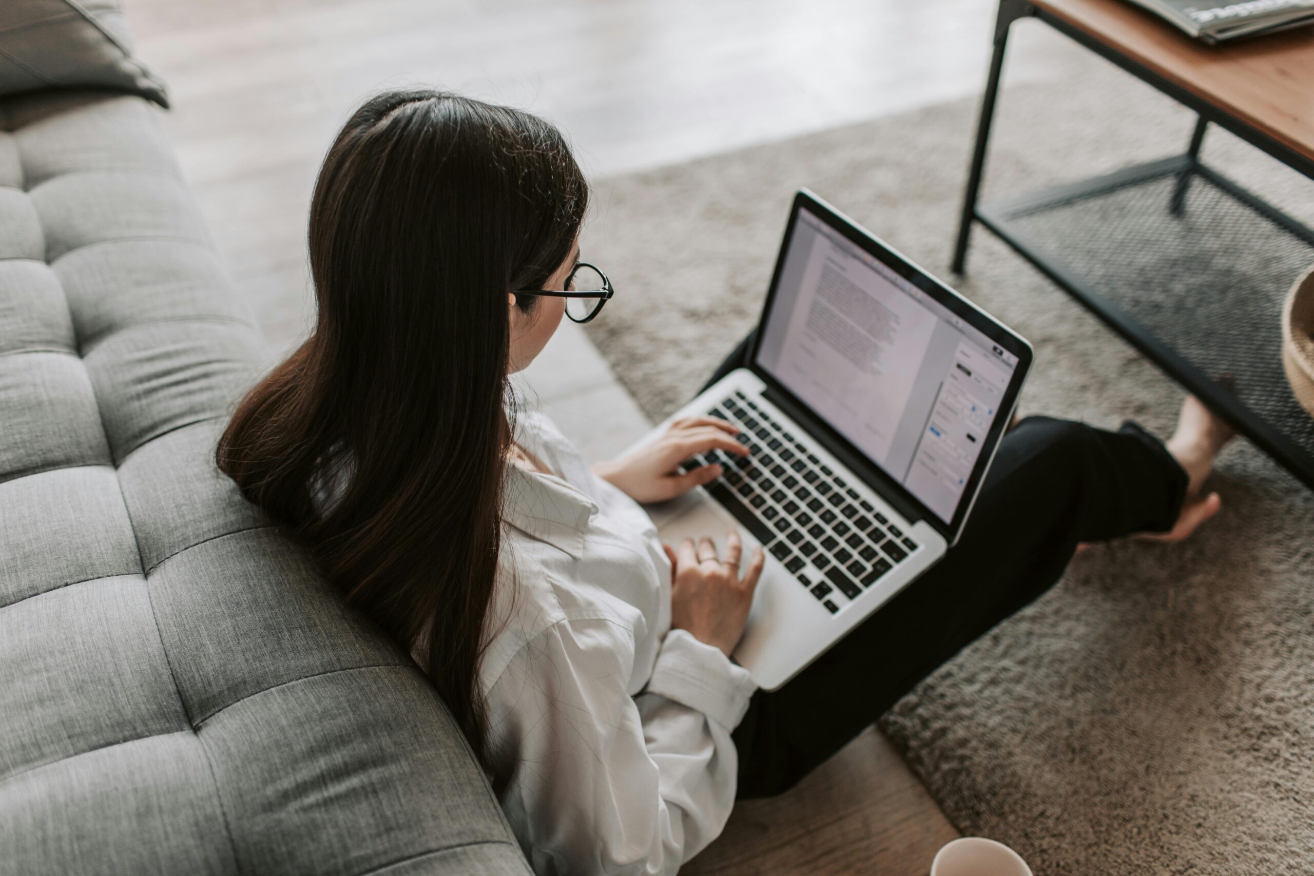 YouTube SEO Strategies to Rank Your Videos Fast: A Complete Beginner-to-Pro Guide
