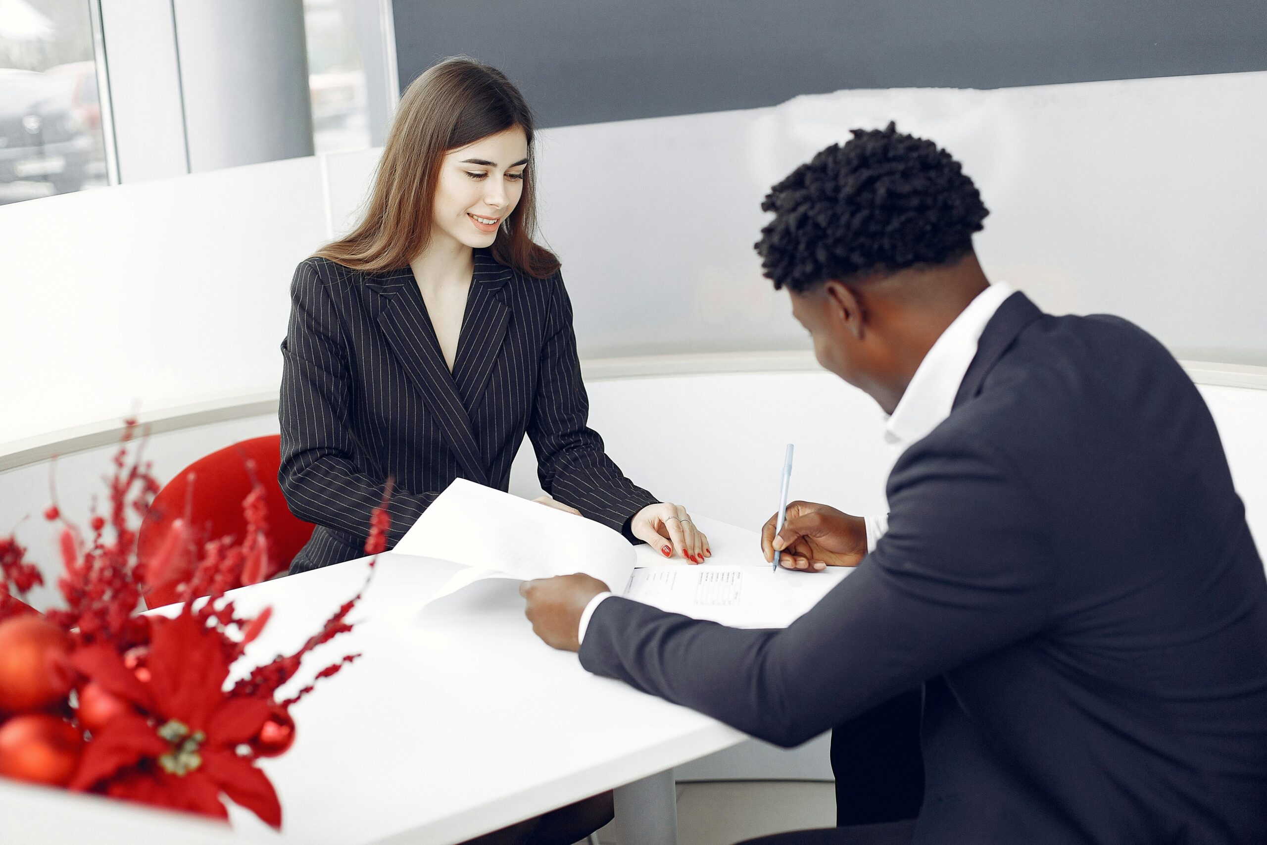 How to Get Paid From Writing Guest Posts on Socialmoto